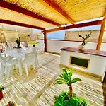 Casa Vista Mare Semesterbostad